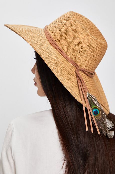 Kapelusz damski z szerokim rondem beżowy